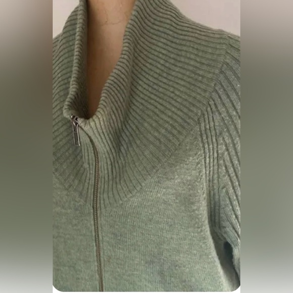 Eileen Fisher Women’s Green Double Zipper Asymmetrical Cardigan Size Small - Picture 2 of 10